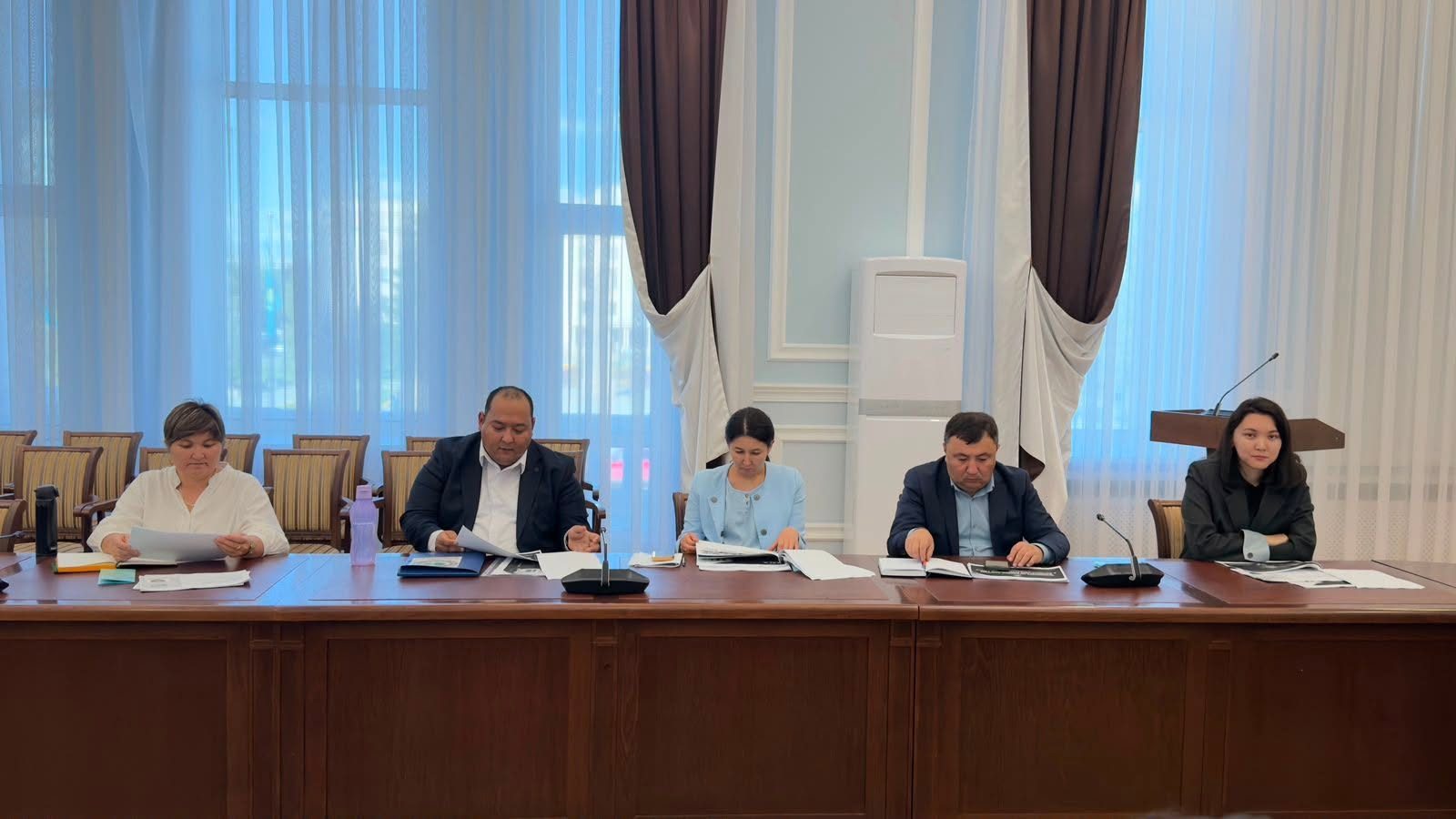 Participants of the working group meeting